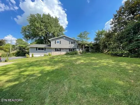 7716 Westland Dr, Knoxville, TN 37919