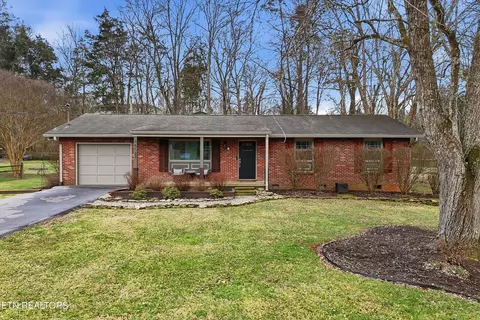 5127 Rebecca Ln, Knoxville, TN 37920