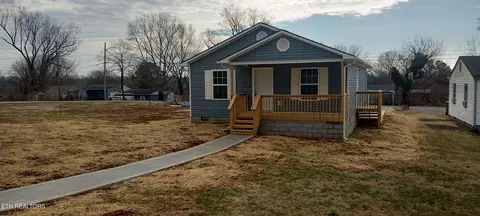 2740 Carson Ave, Knoxville, TN 37917