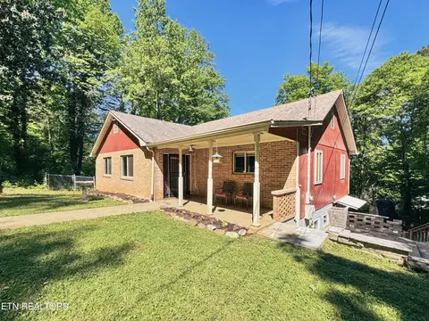 313 Gayview Dr, Knoxville, TN 37920