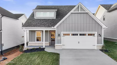 11507 Olympic Valley Dr, Knoxville, TN 37932