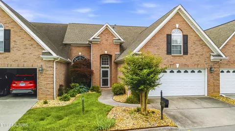 1139 Creekside Village Way, Seymour, TN 37865