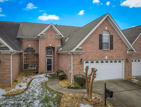 1139 Creekside Village Way, Seymour, TN 37865
