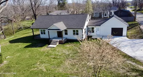 216 Lafayette St, Oneida, TN 37841