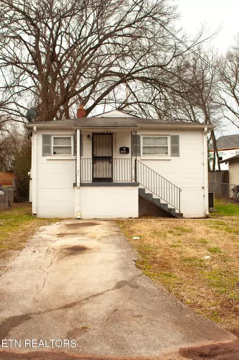 705 S Cherry St, Knoxville, TN 37914