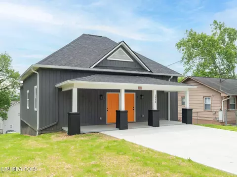 2642 Summit Ave, Knoxville, TN 37917