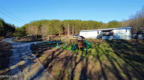 25 Myers Loop Rd, Pikeville, TN 37367