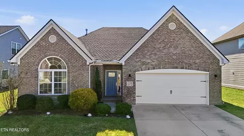 12326 Chirping Bird Ln, Knoxville, TN 37932