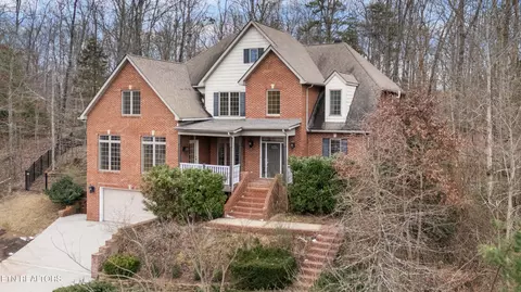 213 Whippoorwill Dr, Oak Ridge, TN 37830