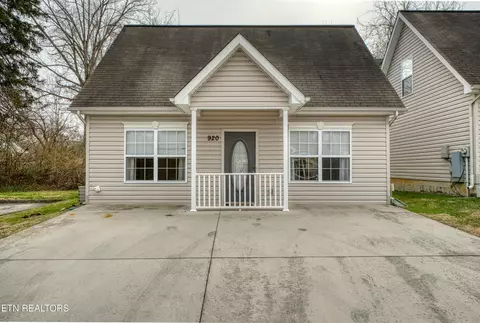 920 Hazelbrook Way, Knoxville, TN 37912