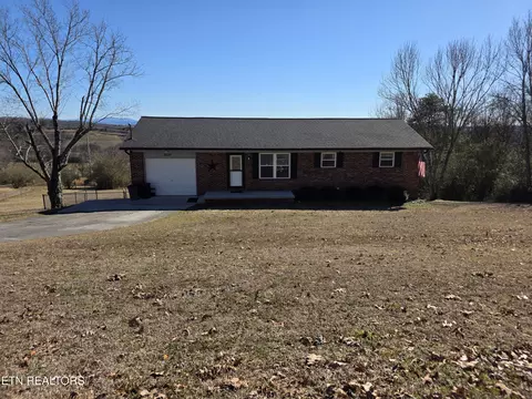 3920 Holland Tr, Lenoir City, TN 37772