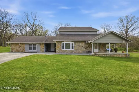 799 Haynes Rd #ABC, Dandridge, TN 37725