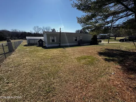 9326 Davis Dr, Corryton, TN 37721 photo 1