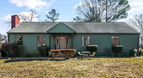 3616 Riverview Dr, Knoxville, TN 37914