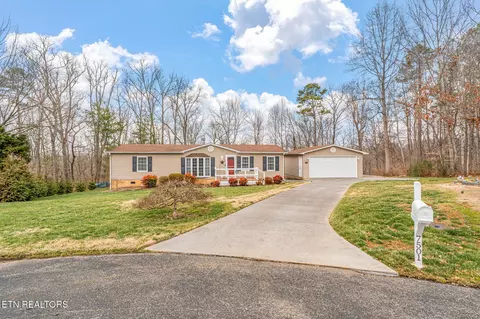 7501 Hunters Ridge Way, Knoxville, TN 37914