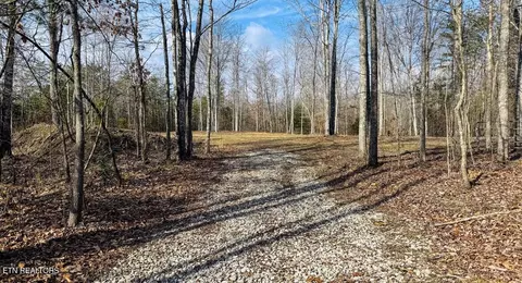 245 Old Beaty Pvt Rd, Winfield, TN 37892
