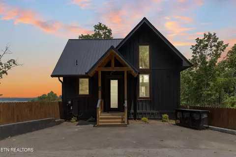 130 Jolene Way, Sevierville, TN 37876