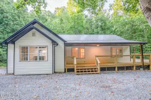 3952 Blazier Rd, Rockford, TN 37853
