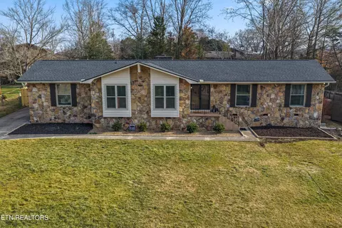 7208 Arlie Dr, Knoxville, TN 37918