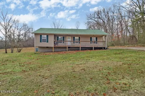 660 E Rock Quarry Rd, Clarkrange, TN 38553