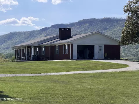 149 Woodson Ln, La Follette, TN 37766