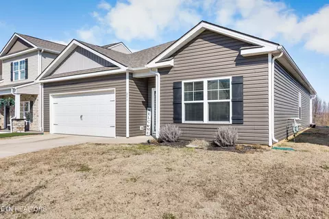 294 Cedar Park Dr, Loudon, TN 37774