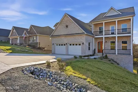 168 Amohi Way, Loudon, TN 37774