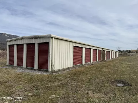 000 Stockyard Dr, Ewing, VA 24248