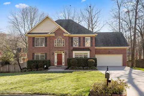 11900 Longstreet Pl, Knoxville, TN 37934