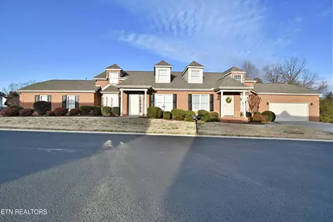7635 Saint Baron Way, Powell, TN 37849
