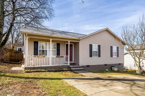 1115 Fielding Dr, Maryville, TN 37804