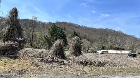 Mexico Lane, Wallins, KY 40873