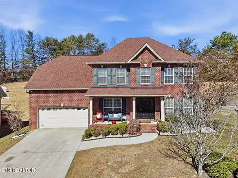 1451 Wineberry Rd, Powell, TN 37849