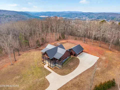 190 Scenic View Dr, Georgetown, TN 37336