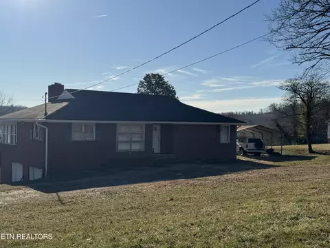 507 Robinson Dr, Loudon, TN 37774