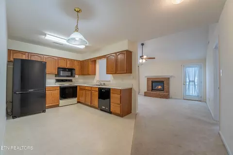 8024 Stablegate Way, Powell, TN 37849 photo 7