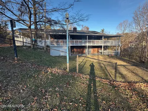 2531 Highland Park Dr, Pigeon Forge, TN 37863