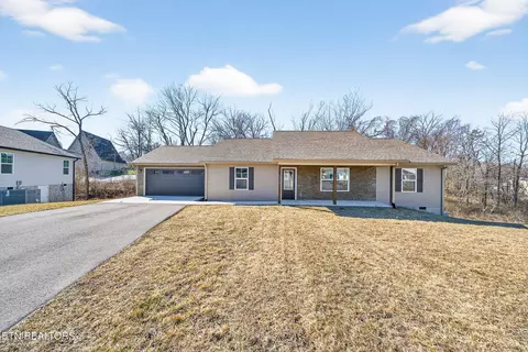 167 Sky View Meadow Dr, Crossville, TN 38555