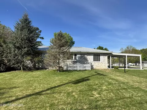 8029 Sharp Rd, Powell, TN 37849