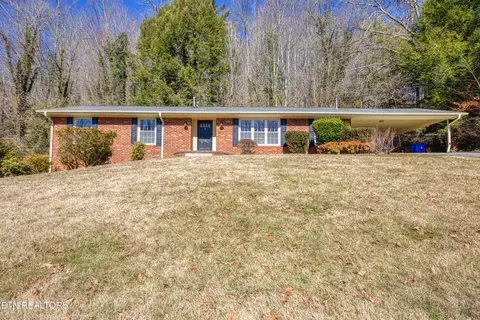 108 Canterbury Rd, Oak Ridge, TN 37830