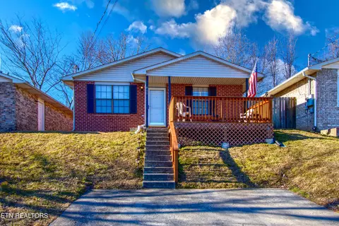 815 Valerie Ln, Knoxville, TN 37938