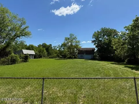 214 5th Ave, Baxter, TN 38544 photo 1
