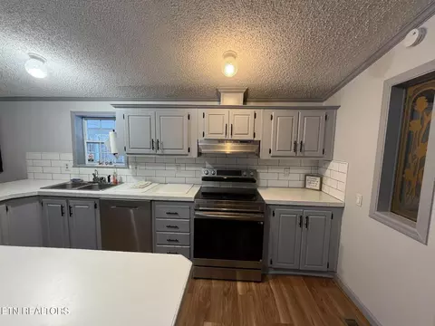 Kitchen - 4601 White Oak Rd, Duff, TN 37729 photo 4 of 4