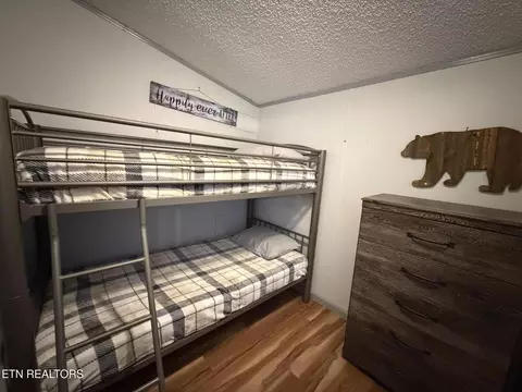 Bedroom - 4601 White Oak Rd, Duff, TN 37729 photo 3 of 8