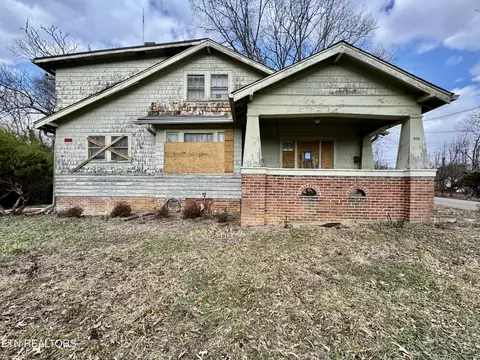 935 Raleigh Ave, Knoxville, TN 37917