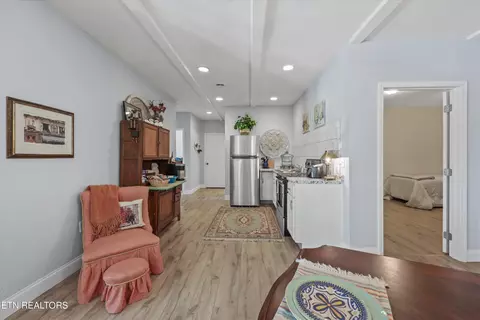 Entry Way - 120 Dirk Way, Bean Station, TN 37708 photo 4 of 4