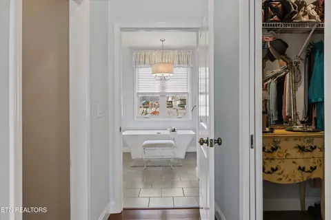 Entry Way - 120 Dirk Way, Bean Station, TN 37708 photo 3 of 4
