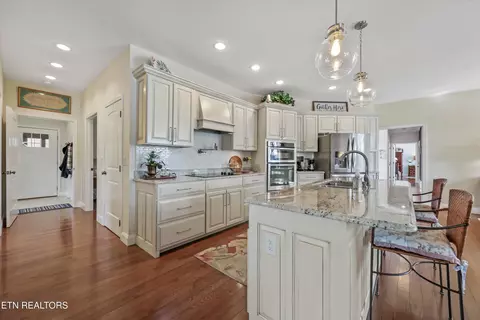 Kitchen - 120 Dirk Way, Bean Station, TN 37708 photo 3 of 5