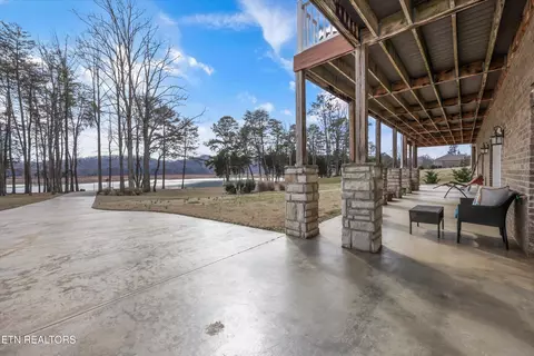 Exterior - 120 Dirk Way, Bean Station, TN 37708 photo 6 of 10