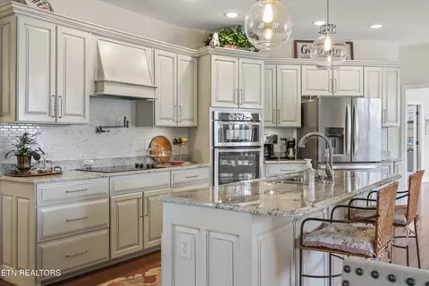 Kitchen - 120 Dirk Way, Bean Station, TN 37708 photo 2 of 5